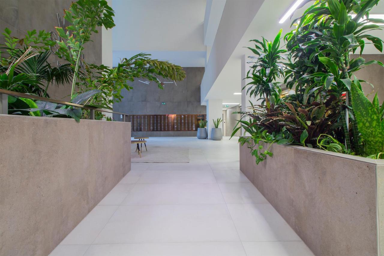 Corvin Modern Two Bedroom Apartment Free Parking Budapeste Exterior foto
