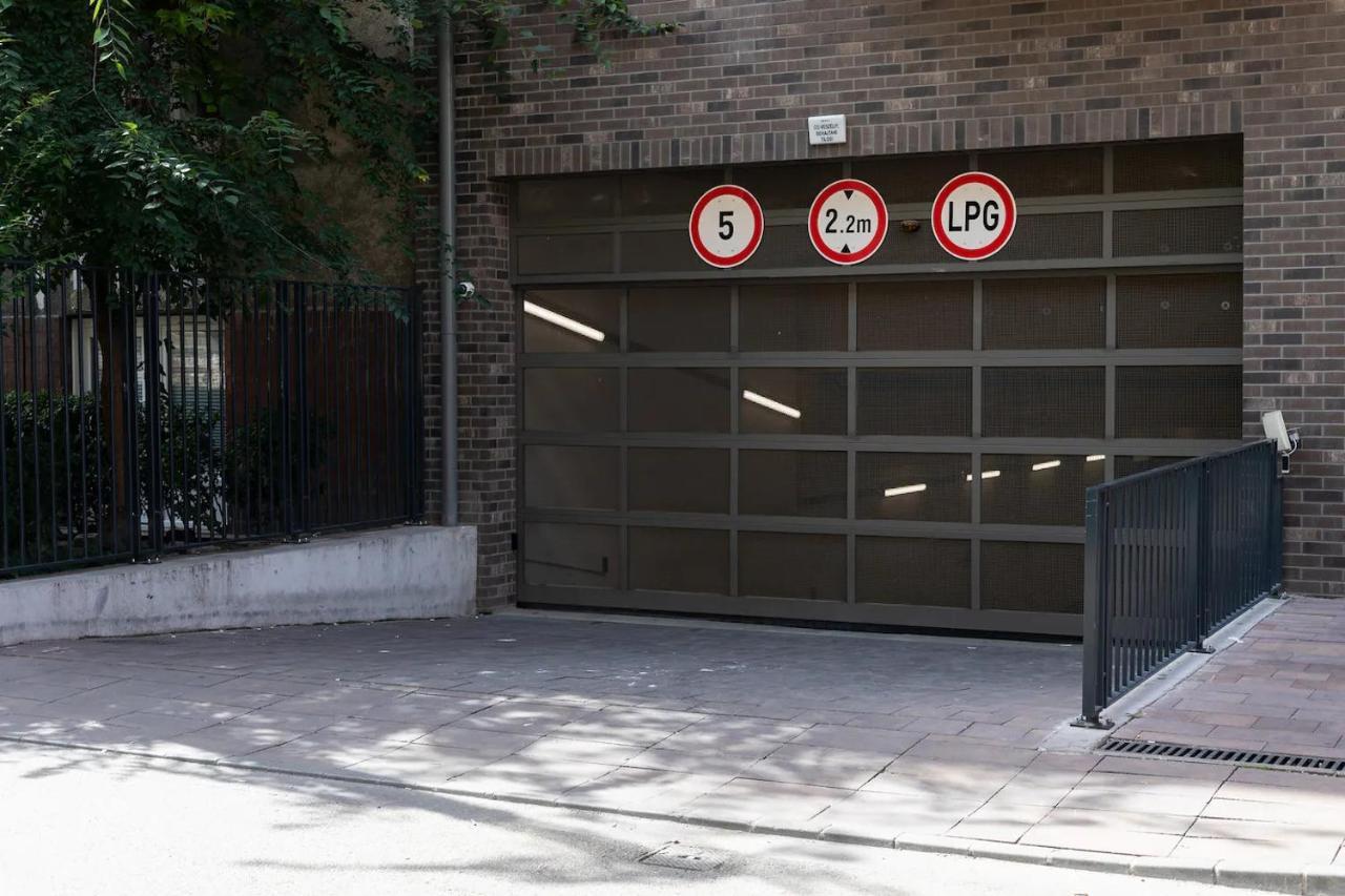 Corvin Modern Two Bedroom Apartment Free Parking Budapeste Exterior foto