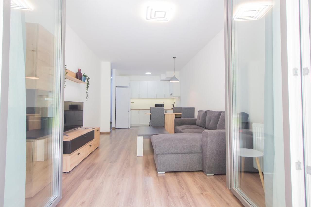Corvin Modern Two Bedroom Apartment Free Parking Budapeste Exterior foto